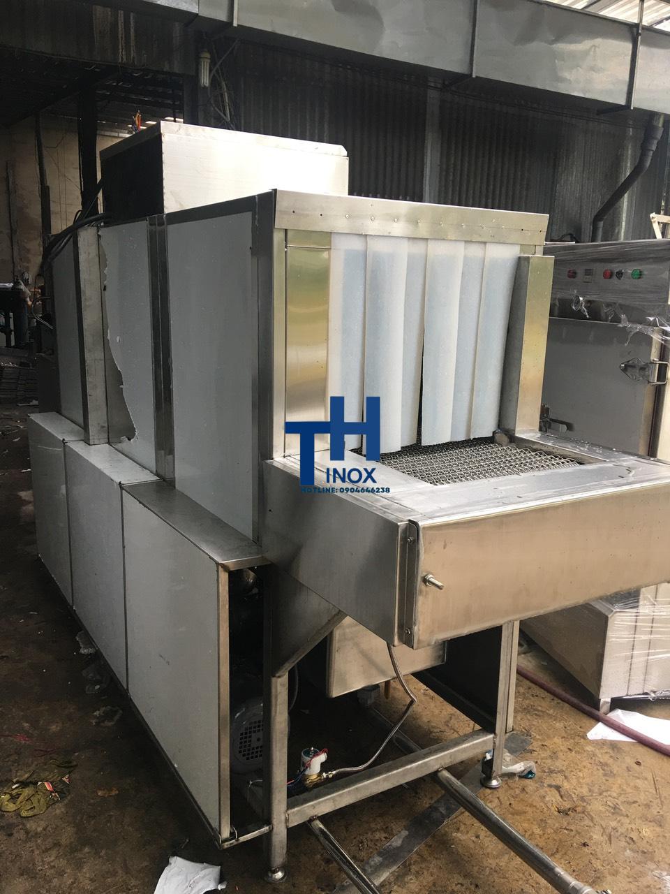 may-rua-khay-an-cong-nghiep