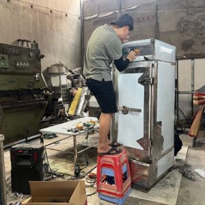 tu-com-moi-nhat-2023