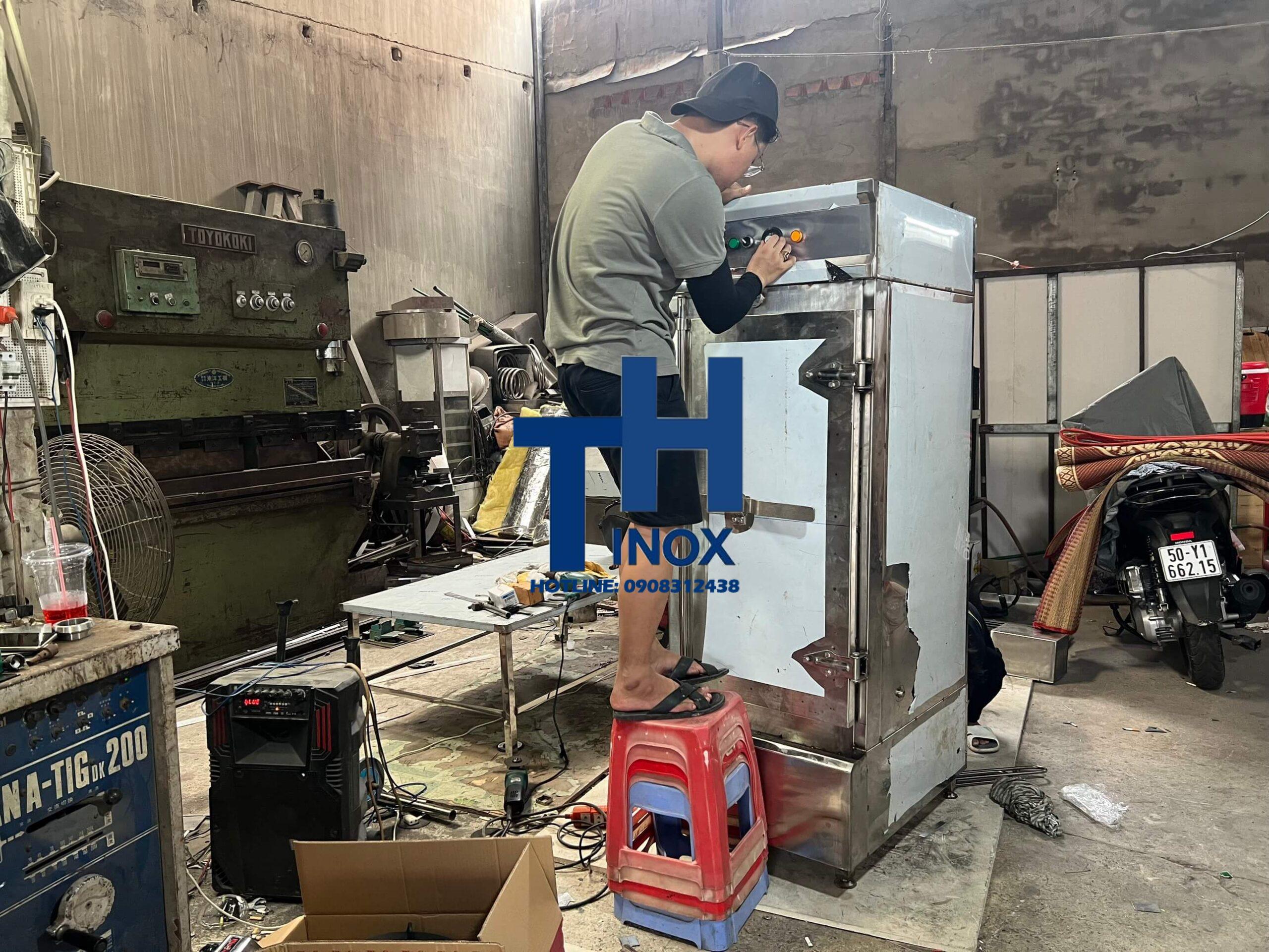 tu-com-moi-nhat-2023